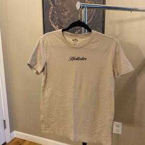 Women's hollister tee